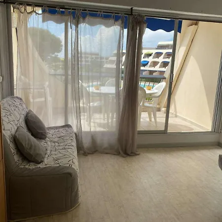 4 Pers Avec Piscine Et Terrasse, Port Camargue - Fr-1-250-167