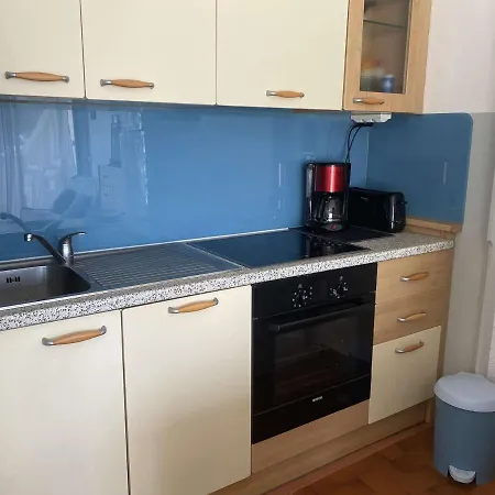 Apartment 4 Pers Avec Piscine Et Terrasse, Port Camargue - Fr-1-250-167 Le Grau-du-Roi