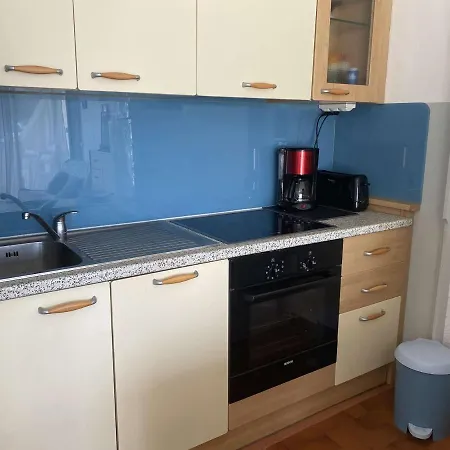Apartment 4 Pers Avec Piscine Et Terrasse, Port Camargue - Fr-1-250-167 Le Grau-du-Roi