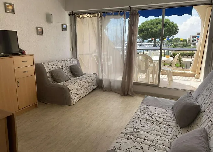4 Pers Avec Piscine Et Terrasse, Port Camargue - Fr-1-250-167 Διαμέρισμα